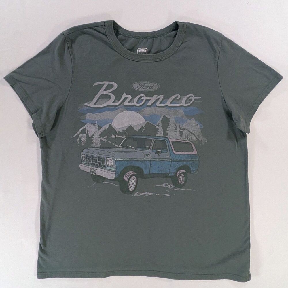 Ford Bronco T-Shirt Mountains & Truck Retro Green Women’s Large Indie Sleeze